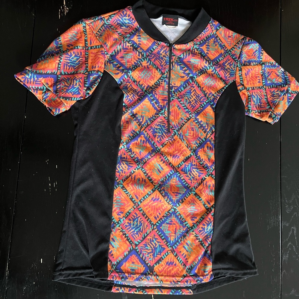 Trek womens large cycling shirt